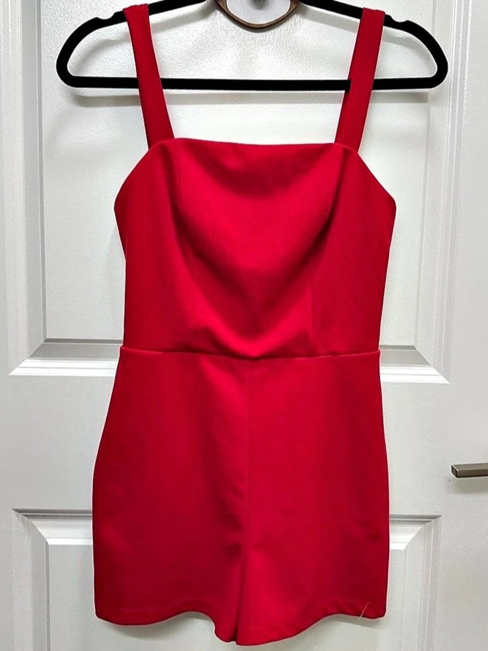 Cristal Sky Red Romper Size Small Like New
